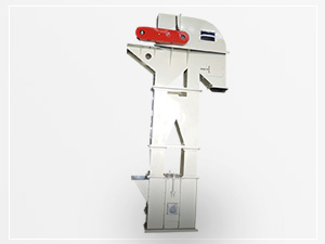 牽引構(gòu)件為鋼絲繩膠帶，強(qiáng)度大，可以垂直輸送散狀物料